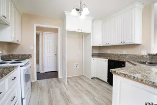 550 Spencer Lane, Tyler, TX 75704 - Photo 15