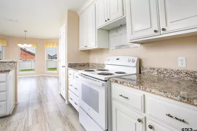 550 Spencer Lane, Tyler, TX 75704 - Photo 13