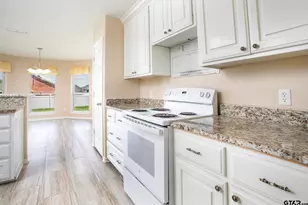 550 Spencer Lane, Tyler, TX 75704 - Photo 13