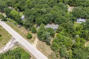 360 W Elm St, Murchison, TX 75778 - Photo 25