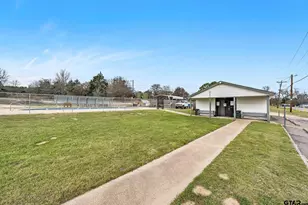 360 W Elm St, Murchison, TX 75778 - Photo 35