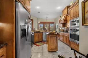 24050 Red Azalea, Lindale, TX 75771 - Photo 13
