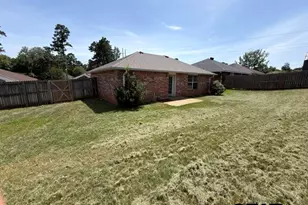 455 Redbud Cir, Whitehouse, TX 75791 - Photo 11
