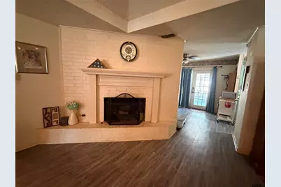 828 Willow Creek, Jacksonville, TX 75766 - Photo 3