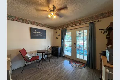 828 Willow Creek, Jacksonville, TX 75766 - Photo 11