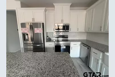 107 Silvey Dr, Henderson, TX 75652 - Photo 11