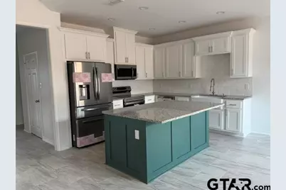 107 Silvey Dr, Henderson, TX 75652 - Photo 5