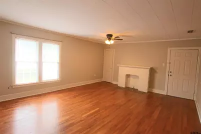 130 1/2 Rowland, Tyler, TX 75701 - Photo 3