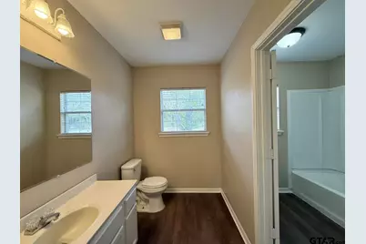 1016 Bennett Ave, Tyler, TX 75701 - Photo 11