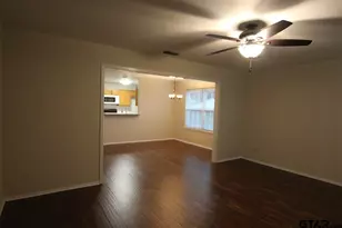 408 Redbud Cir, Whitehouse, TX 75791 - Photo 3