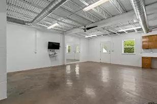 17379 County Rd 318, Tyler, TX 75706 - Photo 25