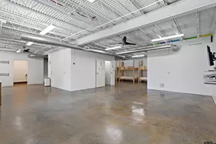 17379 County Rd 318, Tyler, TX 75706 - Photo 27