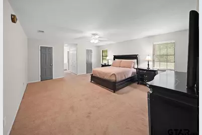 2829 Yorktown Drive, Tyler, TX 75701 - Photo 15