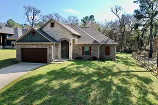 20851 Lakeview Dr, Flint, TX 75762 - Photo 1