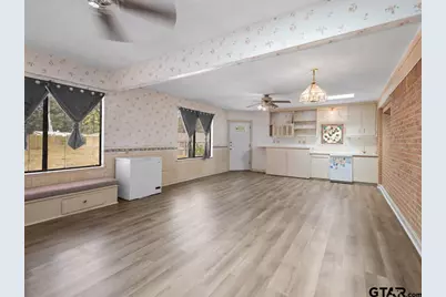 404 Marion Drive, Longview, TX 75602 - Photo 11