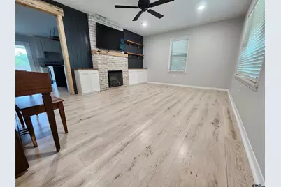 211 Betts, Lindale, TX 75771 - Photo 3