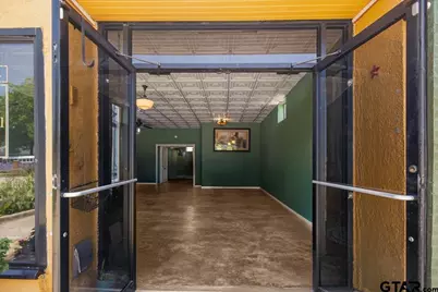 528 S Broadway Avenue, Tyler, TX 75702 - Photo 5