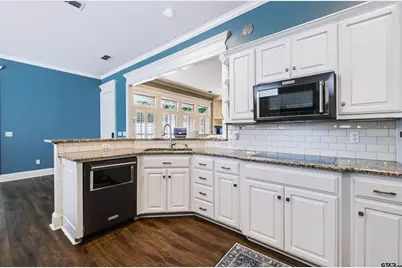3921 Hanover Place, Tyler, TX 75701 - Photo 17