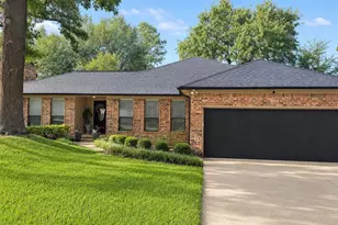 805 Elaine Dr, Tyler, TX 75703 - Photo 1