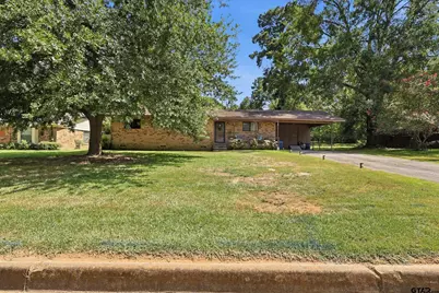 106 Highland Dr, Pittsburg, TX 75686 - Photo 1