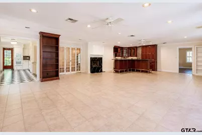 3215 Birdwell, Tyler, TX 75701 - Photo 11