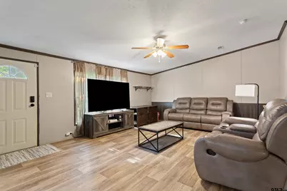 17210 Countrywood, Lindale, TX 75771 - Photo 9