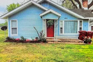 402 Clarksville, Bogata, TX 75417 - Photo 11
