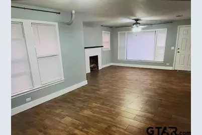 402 Clarksville, Bogata, TX 75417 - Photo 3