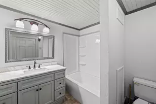 269 E Holley, Alba, TX 75410 - Photo 13