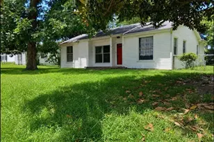 405 E South St, Overton, TX 75684 - Photo 11
