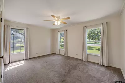909 Woodlawn, Kilgore, TX 75662 - Photo 21