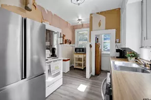 106 N College St, Marshall, TX 75670 - Photo 21