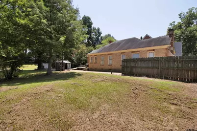 106 N College Street, Marshall, TX 75670 - Photo 7