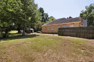 106 N College St, Marshall, TX 75670 - Photo 7