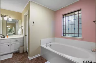 3108 Varsity Dr, Tyler, TX 75701 - Photo 35