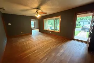 726 Nacogdoches St, Jacksonville, TX 75766 - Photo 3