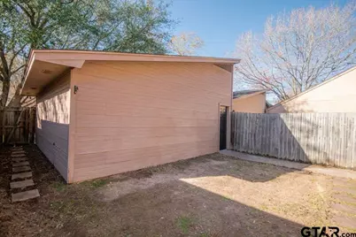 5823 Hollytree, Tyler, TX 75703 - Photo 27