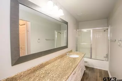 5823 Hollytree, Tyler, TX 75703 - Photo 11