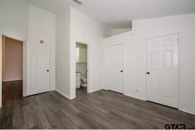 5901 Hollytree, Tyler, TX 75703 - Photo 17