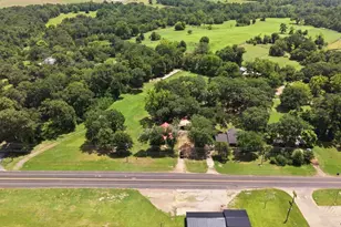 506 E Longview St, Arp, TX 75750 - Photo 3