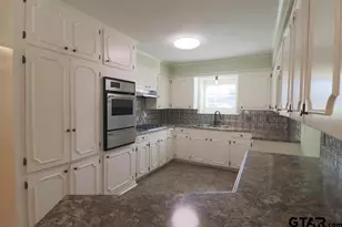 700 David Dr, Tyler, TX 75703 - Photo 13