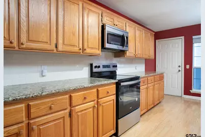 153 Candlelight Cv, Holly Lake Ranch, TX 75765 - Photo 7
