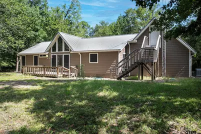 153 Candlelight Cv, Holly Lake Ranch, TX 75765 - Photo 35
