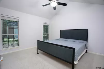 153 Candlelight Cv, Holly Lake Ranch, TX 75765 - Photo 17