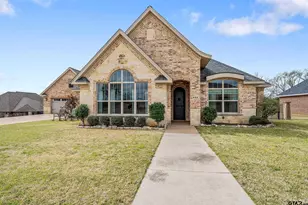 404 Corrigan Trails Blvd, Lindale, TX 75771 - Photo 1