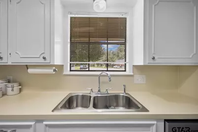 1100 Foxglove Lane, Tyler, TX 75703 - Photo 11
