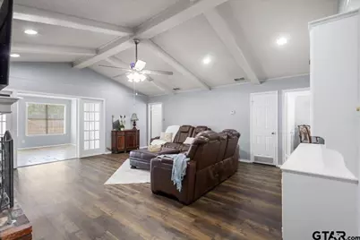 1100 Foxglove Lane, Tyler, TX 75703 - Photo 9