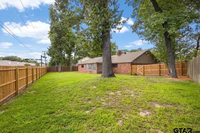 1100 Foxglove Lane, Tyler, TX 75703 - Photo 33