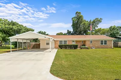 116 Larkspur Ln, Palestine, TX 75803 - Photo 1
