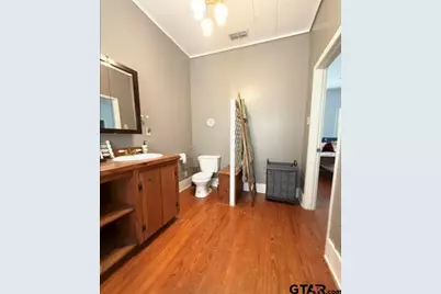 202 Graham St, Mineola, TX 75773 - Photo 5